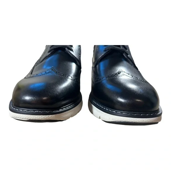 Florsheim FRENZI Wingtip Oxford in black (men's)